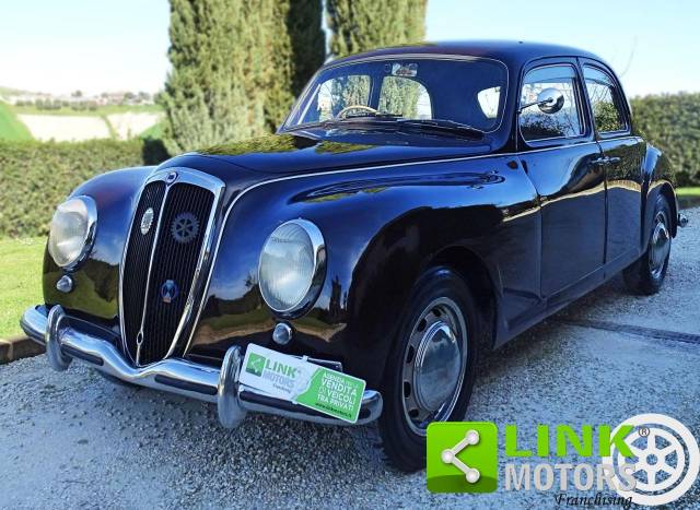 Bild 1/9 von Lancia Aurelia B10 (1955)