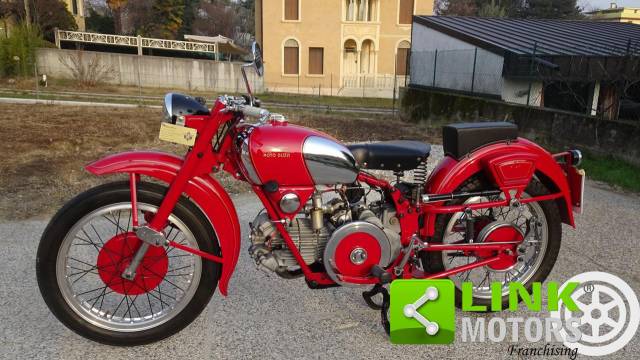 Bild 1/9 von Moto Guzzi DUMMY (1952)