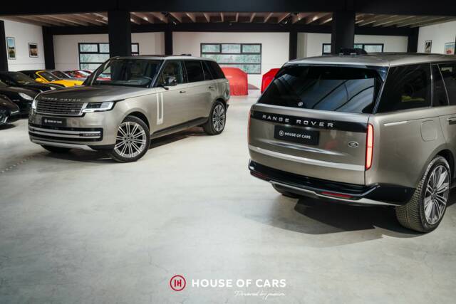 Image 1/25 of Land Rover Range Rover D350 (2022)