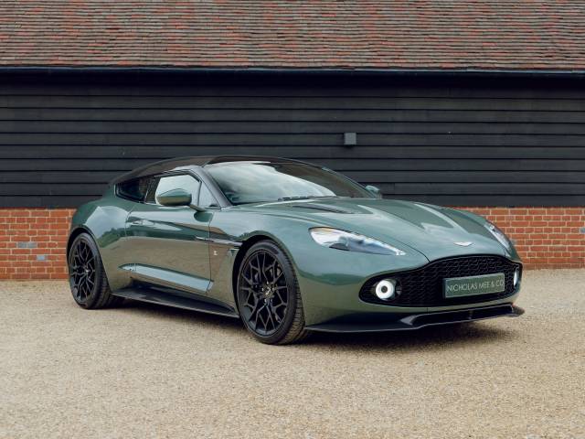 Image 1/50 of Aston Martin Vanquish Zagato Shooting Brake (2019)