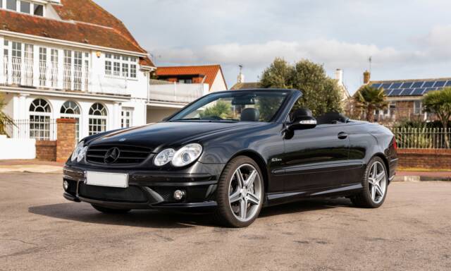 Afbeelding 1/15 van Mercedes-Benz CLK 63 AMG (2007)
