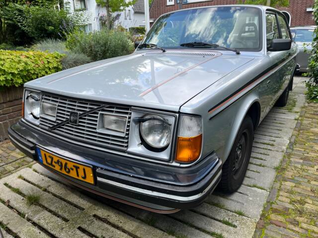Afbeelding 1/25 van Volvo 242 (1979)