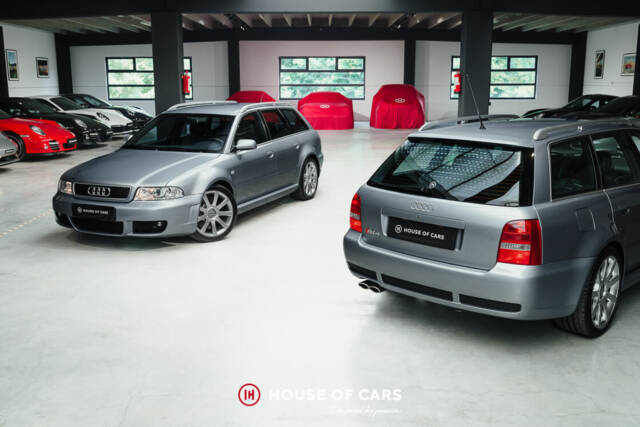 Image 1/25 of Audi RS4 Avant (2001)