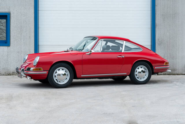 Bild 1/64 von Porsche 911 2.0 (1965)