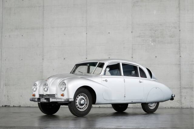 Image 1/50 of Tatra T 87 (1949)