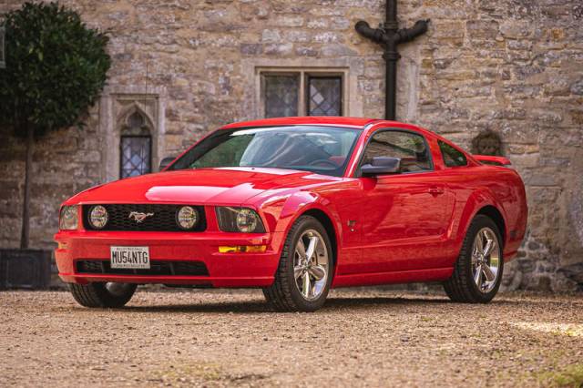 Image 1/29 of Ford Mustang GT (2005)