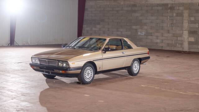 Image 1/41 of Lancia Gamma Coupe 2500 I.E. (1981)