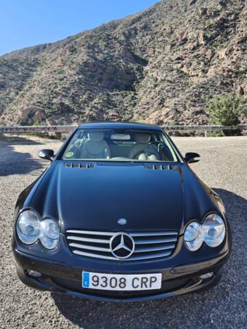 Immagine 1/11 di Mercedes-Benz SL 500 (2002)