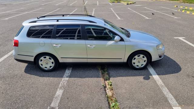 Image 1/21 of Volkswagen Passat Variant 2.0 TDI (2005)