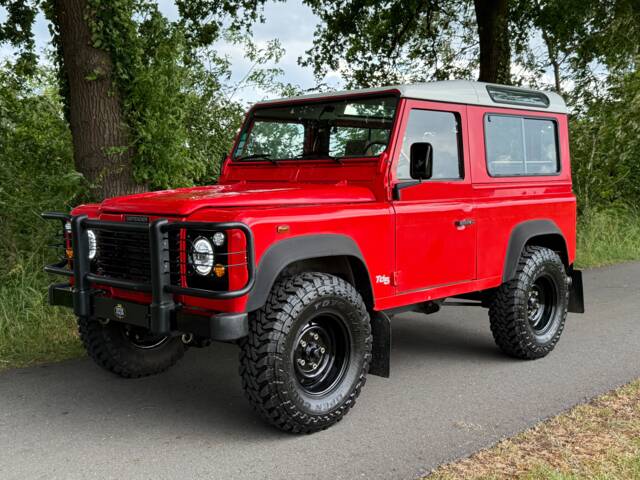 Bild 1/11 von Land Rover Defender 90 Td5 (2001)