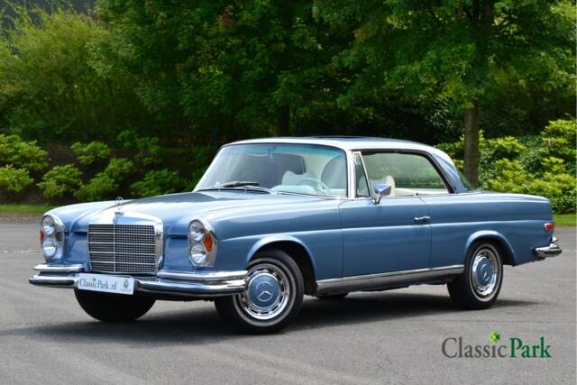 Image 1/50 of Mercedes-Benz 280 SE 3,5 (1971)