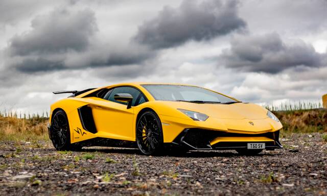 Image 1/21 of Lamborghini Aventador LP 750-4 SV (2016)