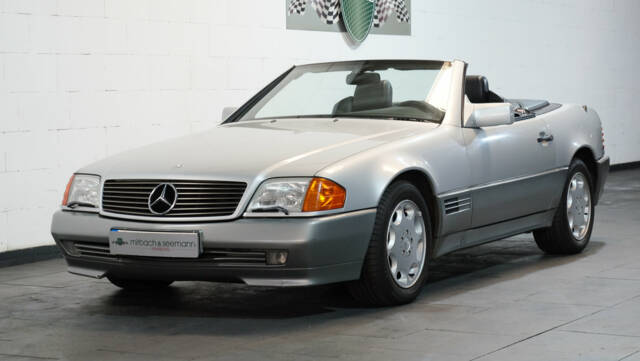 Afbeelding 1/38 van Mercedes-Benz 300 SL (1990)