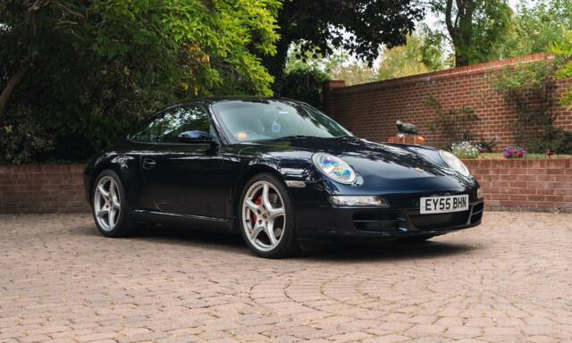 Image 1/50 of Porsche 911 Carrera S (2005)