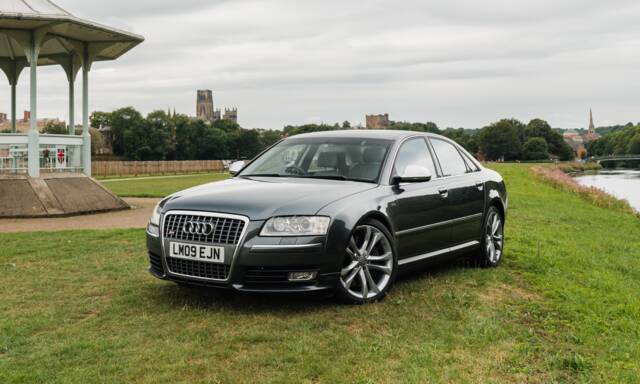 Bild 1/24 von Audi S8 V10 (2009)