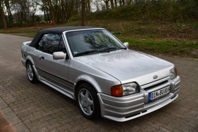 Bild 1/11 von Ford Escort IV XR3i (1988)