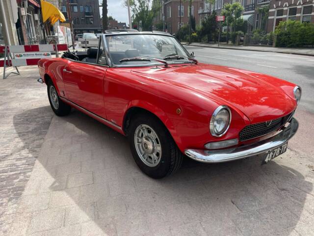 Image 1/9 of FIAT 124 Spider BS (1972)