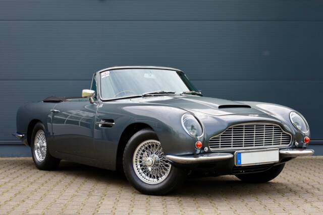 Image 1/24 of Aston Martin DB 6 Volante (1967)