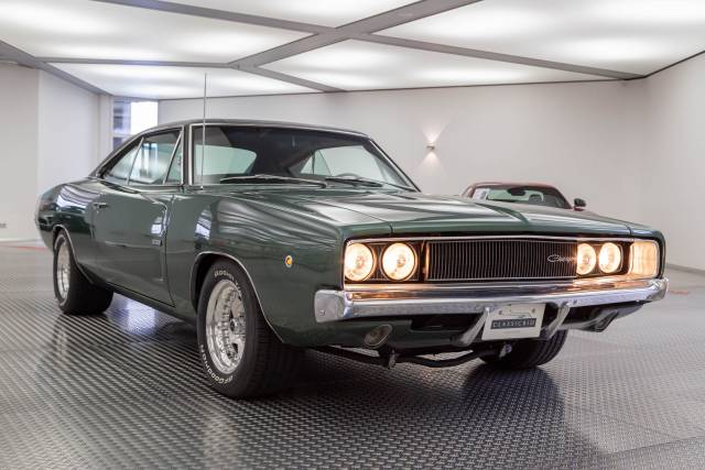 Image 1/35 of Dodge Charger R&#x2F;T (1968)