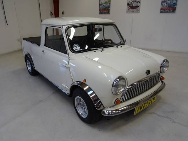 Image 1/50 of Austin 850 Countryman (1964)