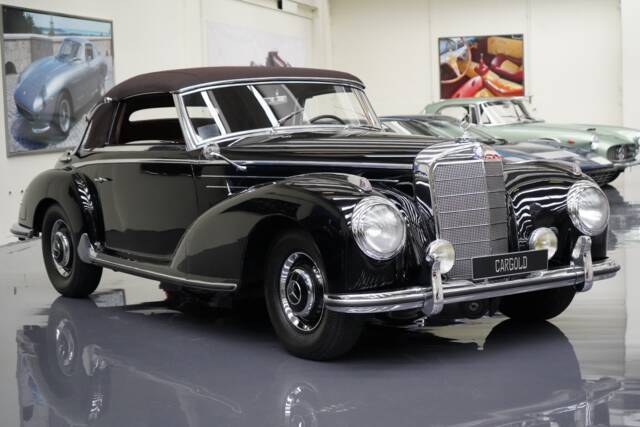 Image 1/10 of Mercedes-Benz 300 S Cabriolet A (1953)