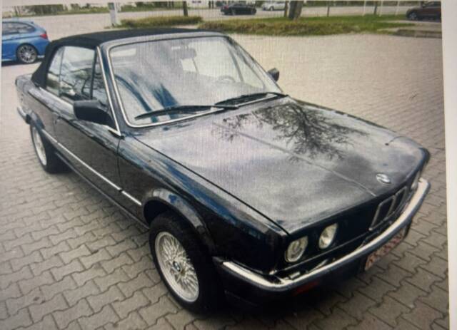 Image 1/5 of BMW 320i (1989)