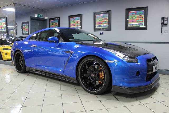 Image 1/13 of Nissan GT-R (2009)