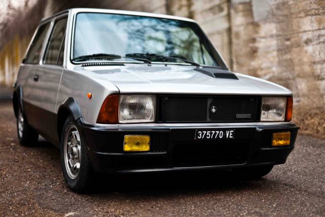 Image 1/50 de Innocenti De Tomaso (1977)