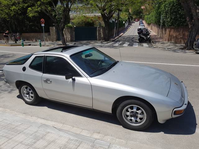 Image 1/5 of Porsche 924 (1977)