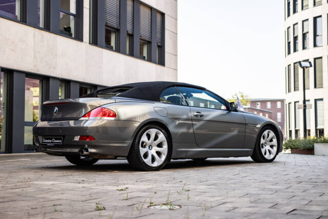 Immagine 1/26 di BMW 645Ci (2004)