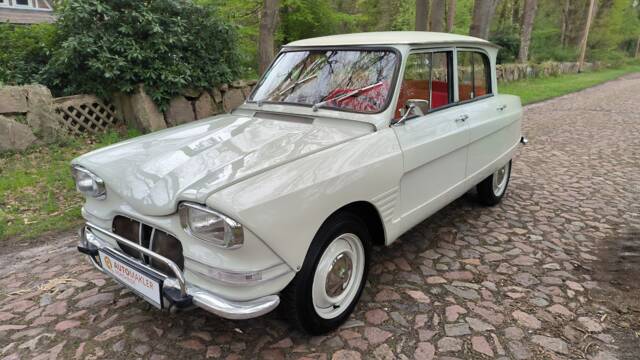 Bild 1/57 von Citroën Ami 6 Berline (1961)