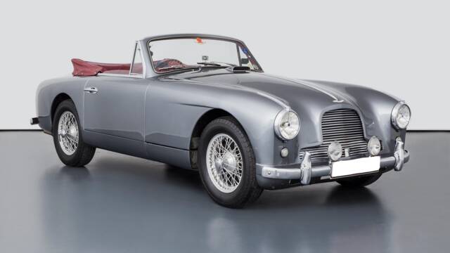 Image 1/13 of Aston Martin DB 2&#x2F;4 Mk I DHC (1954)