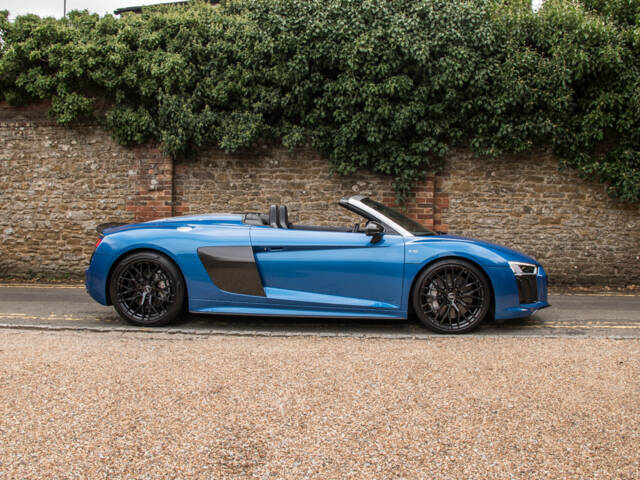 Bild 1/18 von Audi R8 V10 plus Spyder (2017)