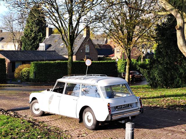 Image 1/13 de Citroën ID 20 Familiale (1971)