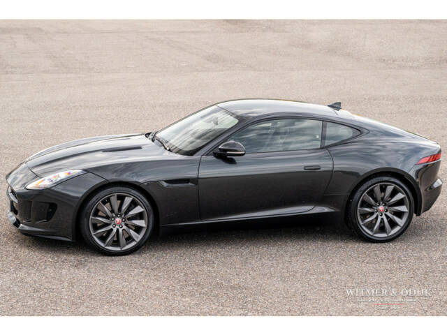 Image 1/29 of Jaguar F-Type S (2015)