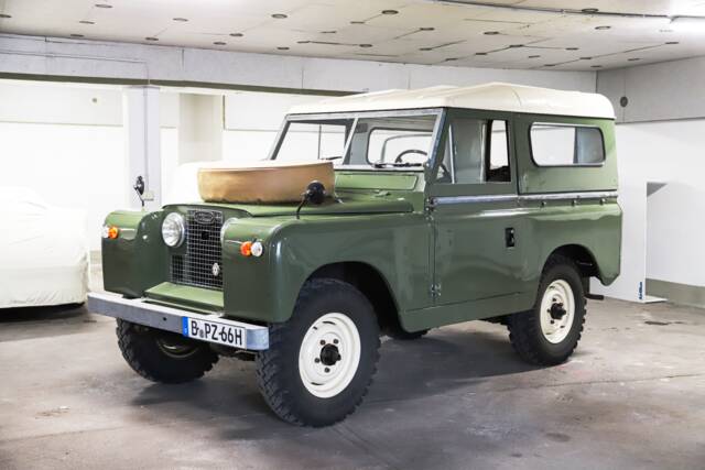 Afbeelding 1/96 van Land Rover 88 (1961)