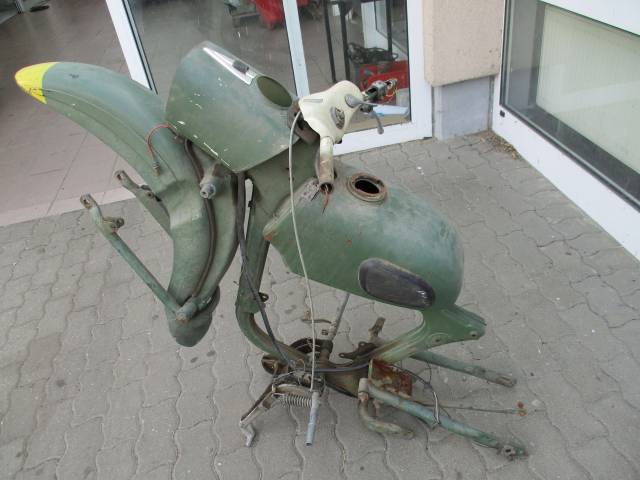 Image 1/6 of MZ DUMMY (1970)