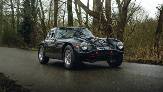 Image 1/50 of TVR Vixen Series 4 (1972)