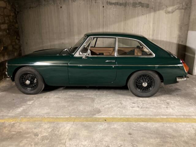 Bild 1/9 von MG MGB GT (1968)