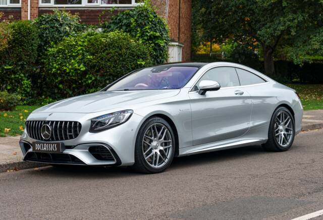 Image 1/31 of Mercedes-Benz S 63 AMG S 4MATIC (2019)
