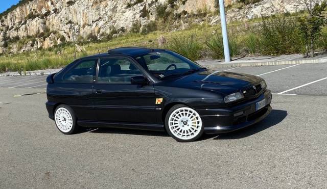Bild 1/9 von Lancia Delta HPE HF (1998)