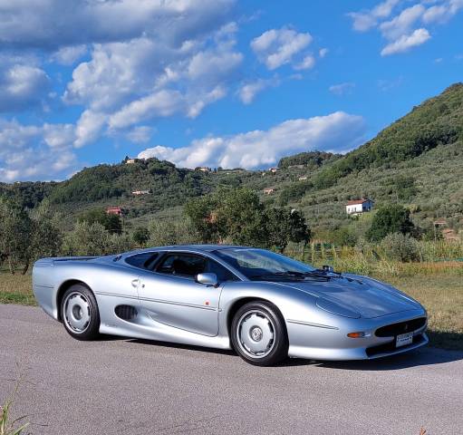 Bild 1/4 von Jaguar XJ 220 (1993)