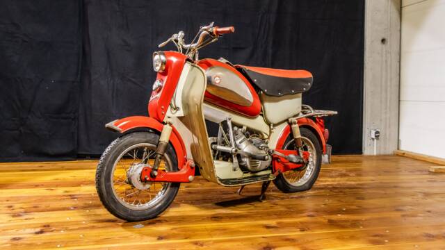 Image 1/12 de Lohner Sissy I Luxus (1958)