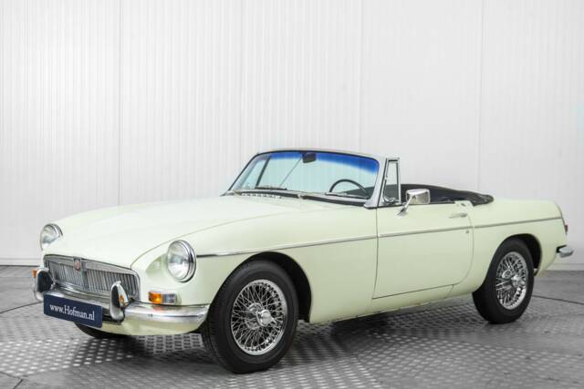 Image 1/50 of MG MGB (1968)
