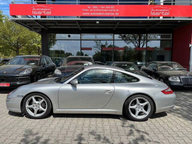 Afbeelding 1/32 van Porsche 911 Carrera (2005)