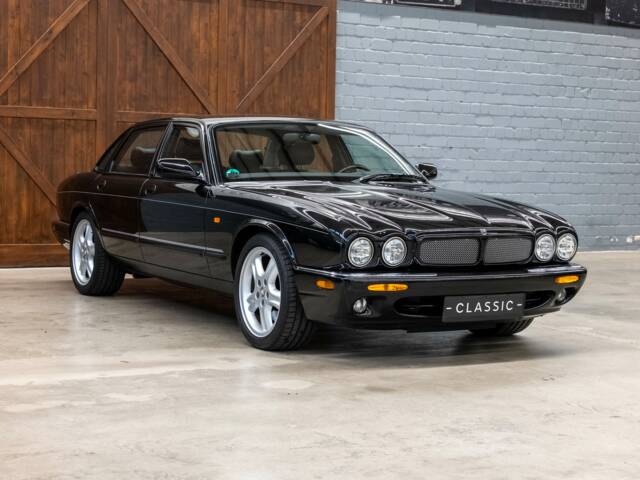 Bild 1/34 von Jaguar XJR 4.0 (2001)