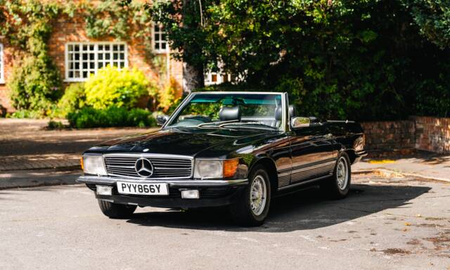 Immagine 1/30 di Mercedes-Benz 500 SL (1983)