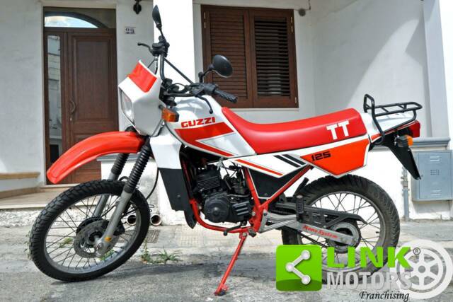 Image 1/10 of Moto Guzzi DUMMY (1986)