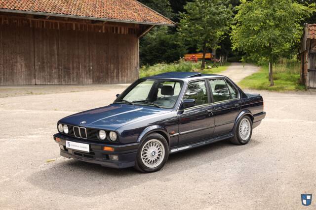 Image 1/82 of BMW 325ix (1989)