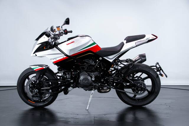Image 1/50 of Bimota DUMMY (2015)